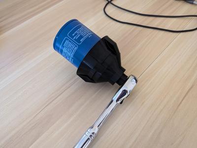 Parametric No-mess oil filter wrench