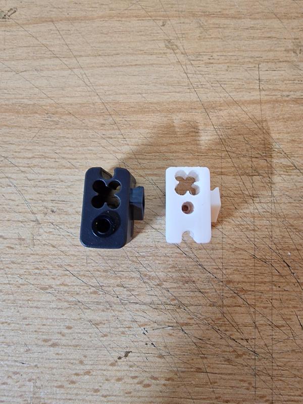 Cable holder for Kobra 3.