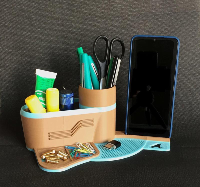 ORGANISEUR DE BUREAU 2