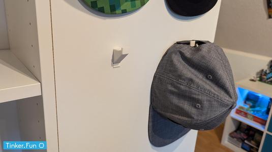 Cap Holder with tesa Powerstrips