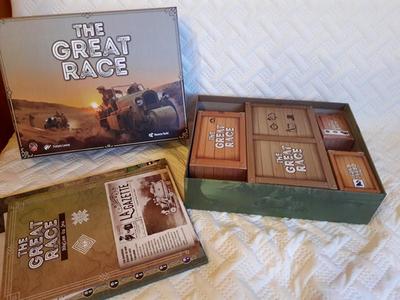 The Great Race banknotes dispenser insert 