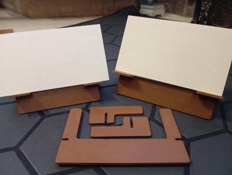 The easiest business card holder with quick prints   