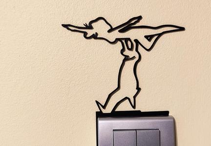 Funny Light Switch Gadget – La Linea Balum 42   