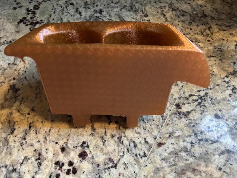 2022 ram 1500 passenger side cup holder   