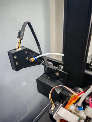 Držák sensoru filamentu Ender 3 v2 neo   