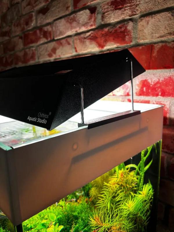 Chihiros WRGB 2 side shades   