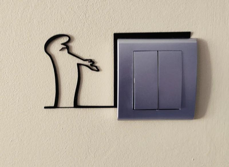 Funny Light Switch Gadget – La Linea Balum 19   