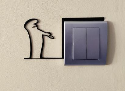 Funny Light Switch Gadget – La Linea Balum 19   