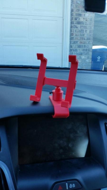 Ford Focus Dash Mount (for use with Sync console)