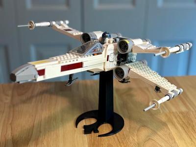 Star Wars Inspired Brick Ship Display Stand