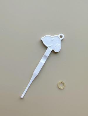 Orthodontic elastic rubber band tool