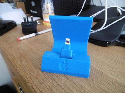 iPhone 5 dock for thick cases
