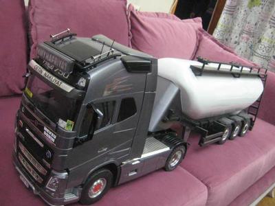 1/14 TRUCKS   trailer cabinet