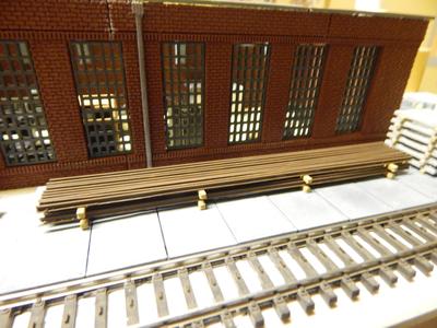 Load Rusty rails 155mm long