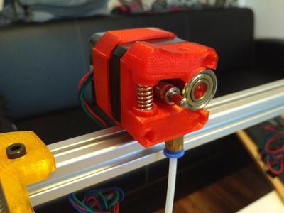 Spring loaded 608-Bowdenextruder