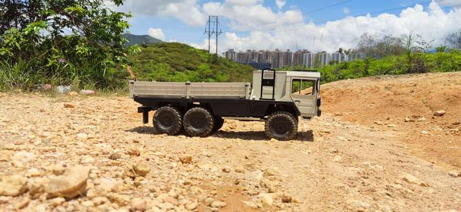 Crawler Cat 1 6x6 Sideboard Flatbed - 1-10 RC body attachment
