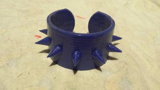 Harley Quinn spiked bracelet & Puddin 