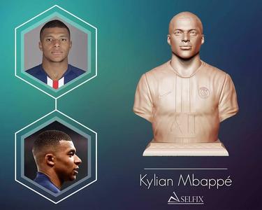 Kylian Mbappe PSG Kit