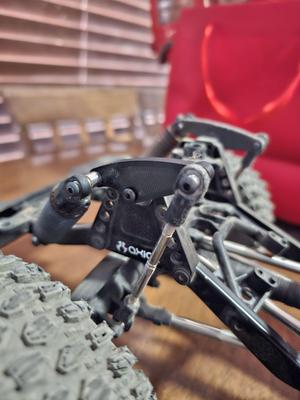 SCX10 III Cantilever suspension