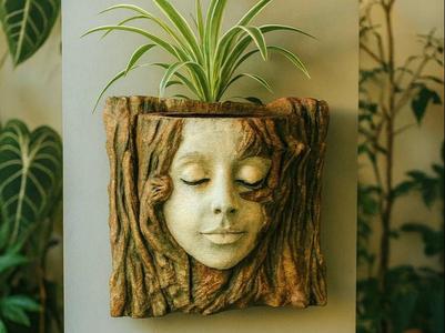 Nature Spirit Wall Flowerpot (Wally)