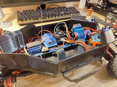 Traxxas slash/Remo Hobby 9emu chassis fenders