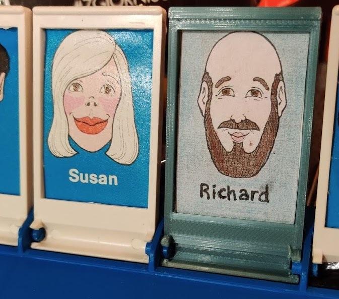 Guess Who (old version) suspect holder - Indovina Chi (versione vecchia) porta sospettato