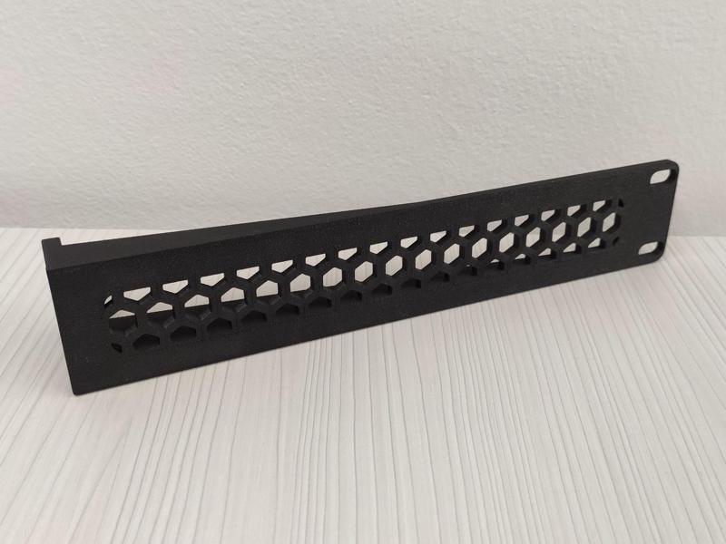 Vented reinforced modular 19" rack mount blanks
