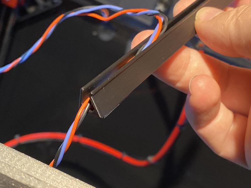 Simple Strong Easy To Print Push In Cable Channel For Voron Printers, SV08
