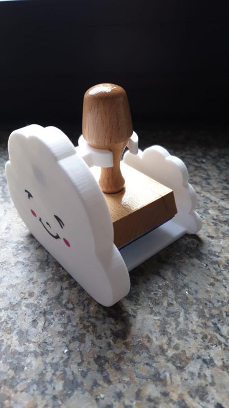 Wolken Stempelhalter stamp holder in cloud design. Happyness for your grey office ;-)