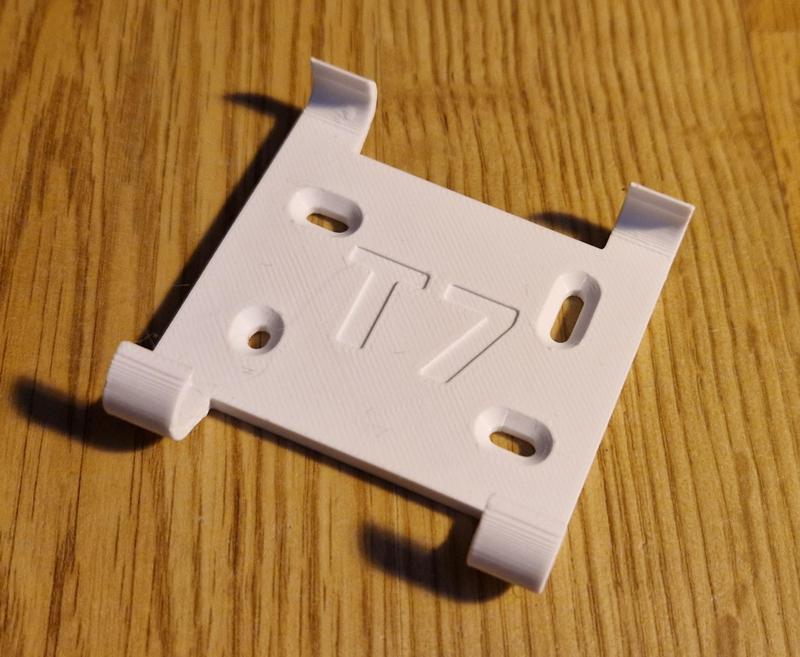 Samsung T7 SSD wall mount