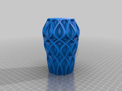 Vase #690