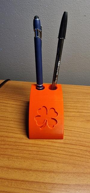 pen holder