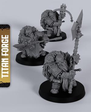Dwarf Male Fighter - With Free Dragon Warhammer - 5e DnD Inspired for RPG and Wargamers