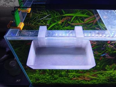 Aquarium maintenance tray