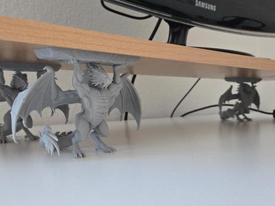 Dragon Monitor Risers