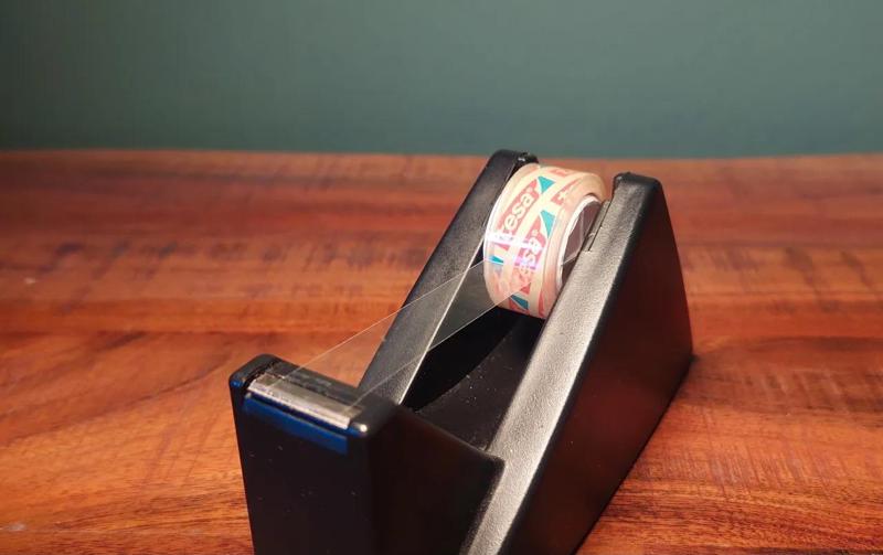 Für Tesafilmabroller passende Ersatzrolle - Ersatzkern ( Tesafilm Ersatzrolle )   