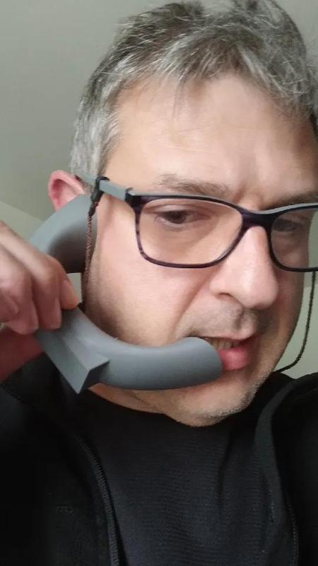 Chuchoteur / Whisperer  (école)   