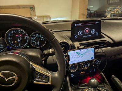 Low profile / direct phone mx5 miata ND dashboard mount (no articulation)