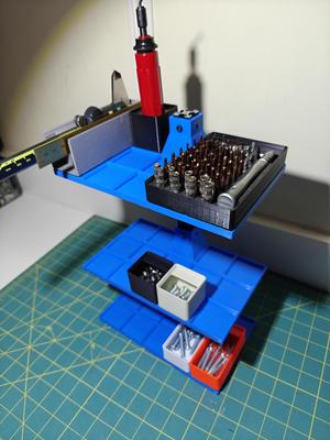 Gridfinity Tower using 2020 Aluminum Profile