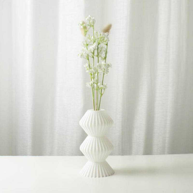The Pilona Mini Vase STL 3D Print File, Home Decor Vase for Plants and Flowers, Digital Download for