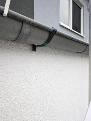 Eaves bracket for "333" sized (153mm wide) eaves / Dachrinnen