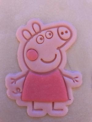 Peppa Pig cookie cutter & stamp