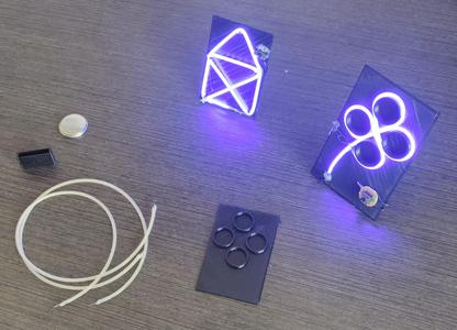 Mini Neon Led Strip - dům jedním tahem a čtyřlístek