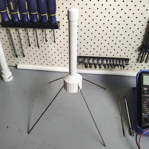 Quarter wave ground plane antenna mount and weather cover