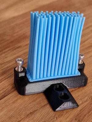 Modified Voron decontaminator brush holder