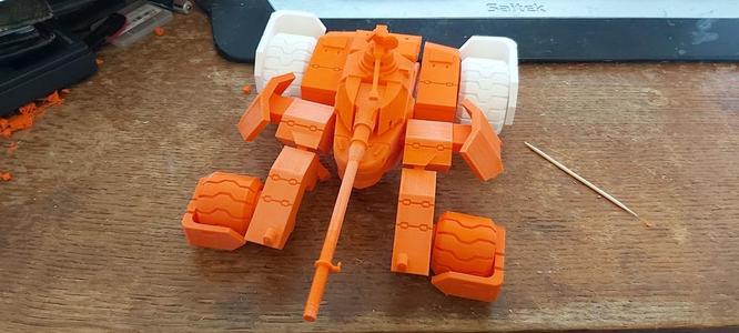 1/35 MAJ-V34 Jiachong gundam 00