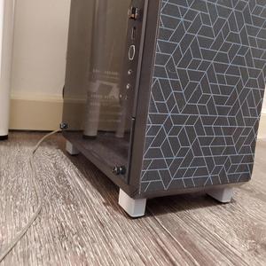 Cooler Master Q500L Feet Extensions For Better Cooling