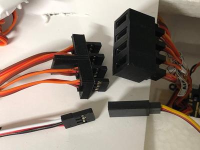 RC Servo Multi-Connector