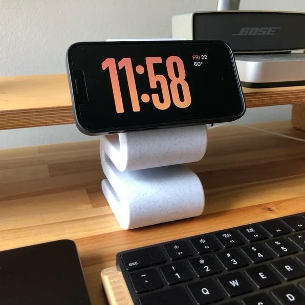 Wavy Charging Stands for iPhone and Apple Watch (combo)
