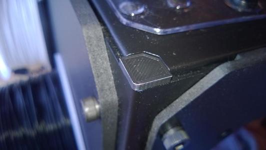 Replicator 2 / 2X Chassis corner plugs / passive contaminant reduction